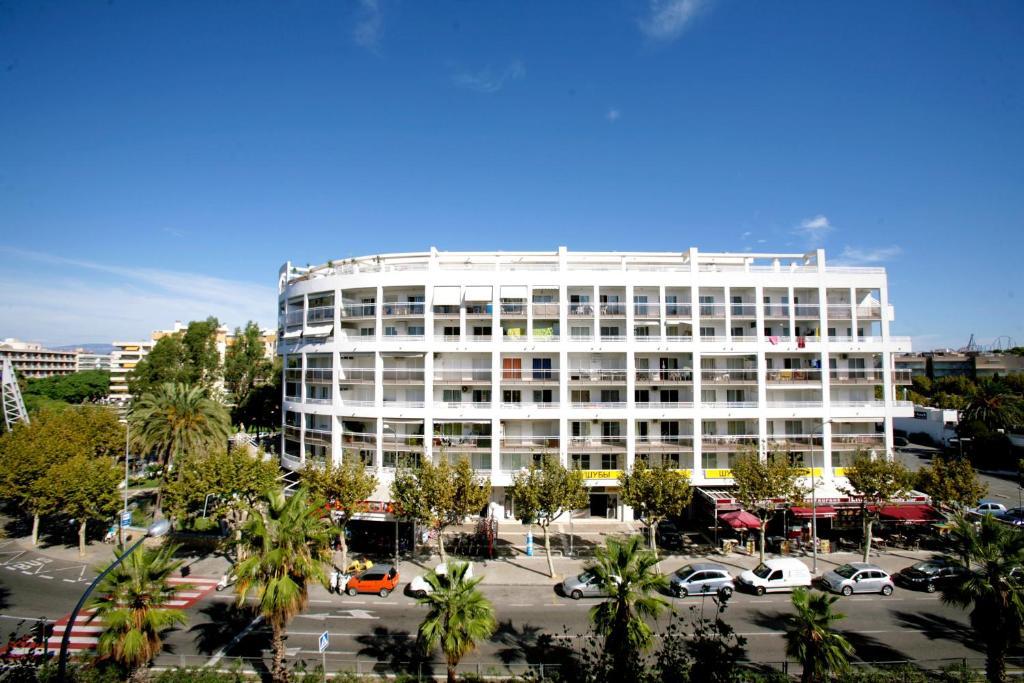 Apartbeach Royal Apartments Salou Bagian luar foto