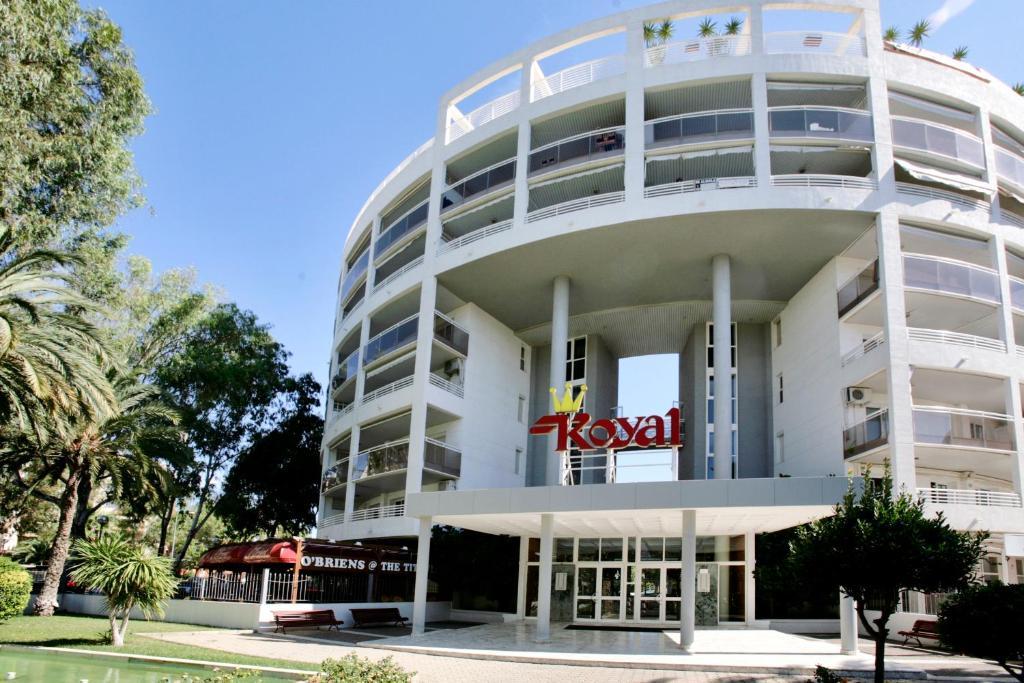 Apartbeach Royal Apartments Salou Bagian luar foto