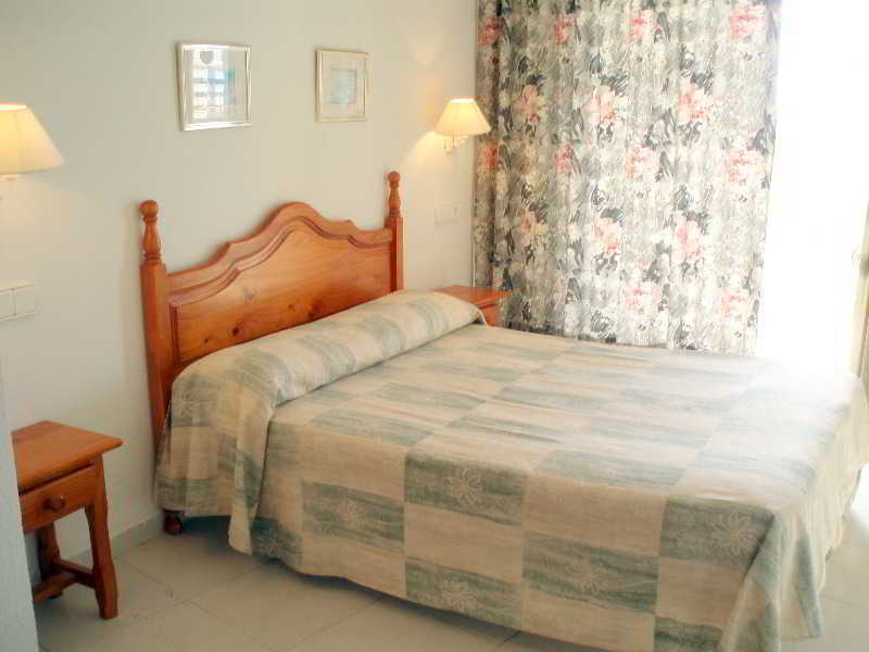 Apartbeach Royal Apartments Salou Bagian luar foto