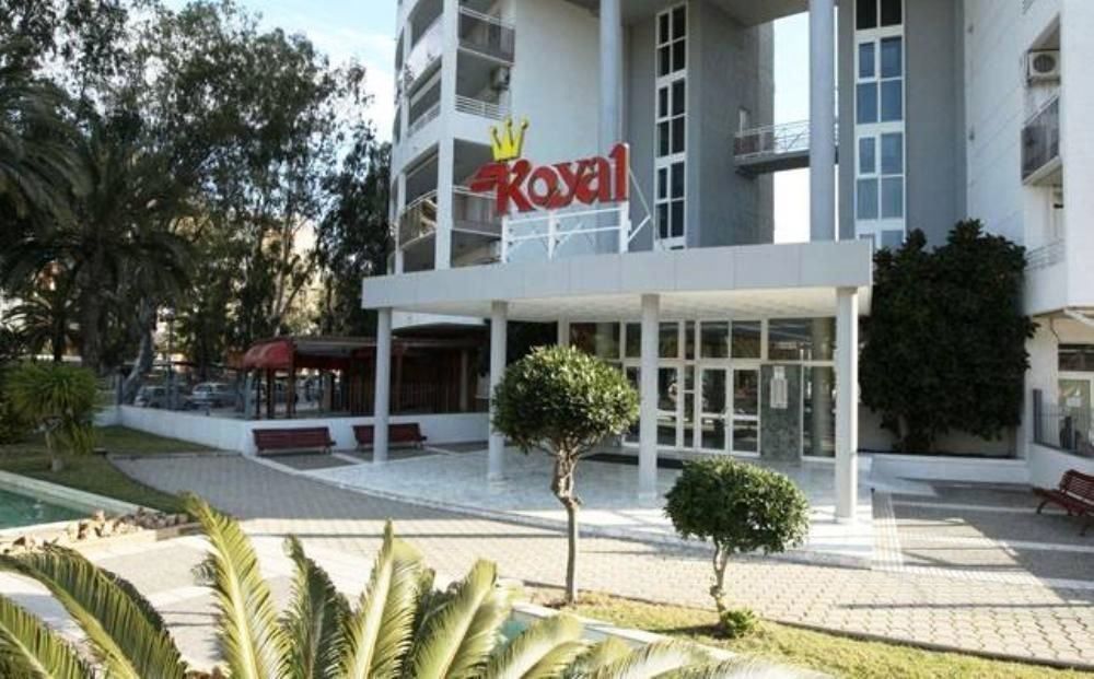Apartbeach Royal Apartments Salou Bagian luar foto