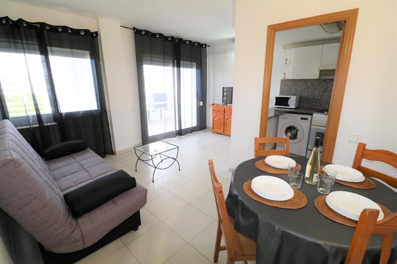 Apartbeach Royal Apartments Salou Bagian luar foto
